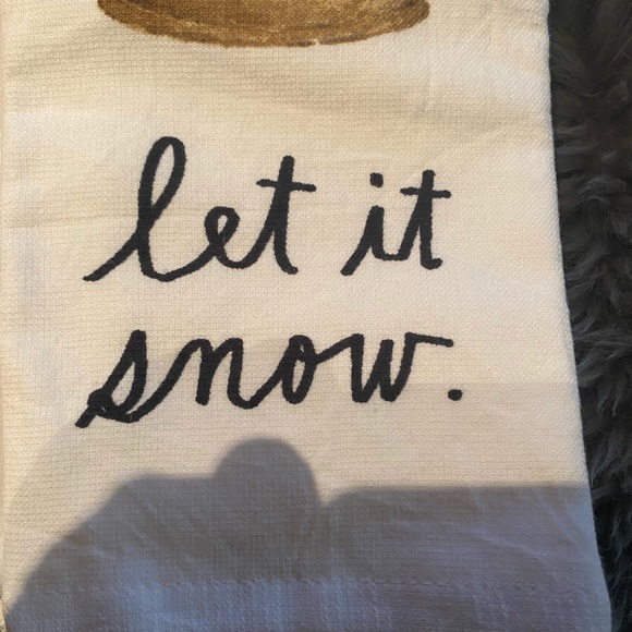 Rae Dunn set of 2 Christmas towels - Picture 3 of 4